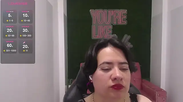 Snapshot of samythomas_t chatting on 6, 2, 2026 samythomas t online show from 6, 2, 2026