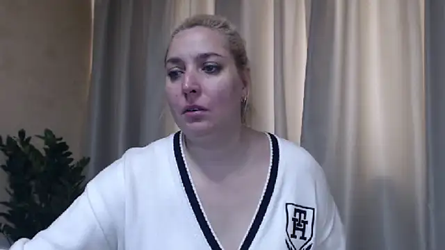 sweetpussy13 online show from 19, 5, 2026