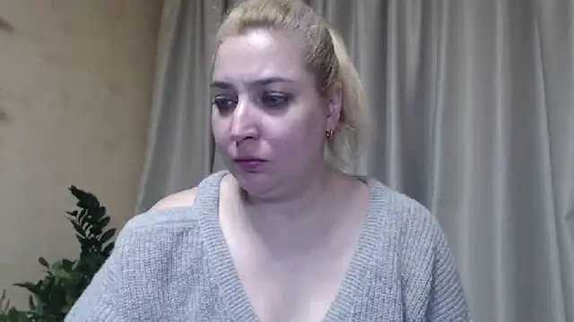 Snapshot of sweetpussy13 chatting on 11, 3, 2025 sweetpussy13 online show from 11, 3, 2025