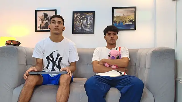 Snapshot of DIAMOND_BLACKS chatting on 14, 1, 2026 DIAMOND BLACKS online show from 14, 1, 2026