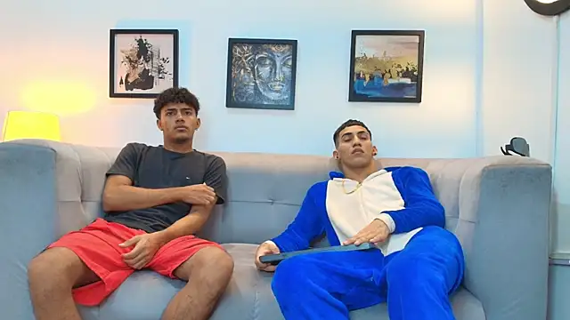 Snapshot of DIAMOND_BLACKS chatting on 10, 1, 2026 DIAMOND BLACKS online show from 10, 1, 2026