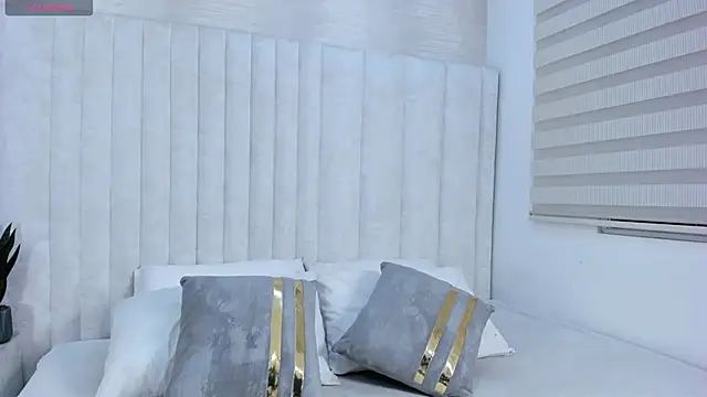 im ariana  online show from 9, 1, 2026