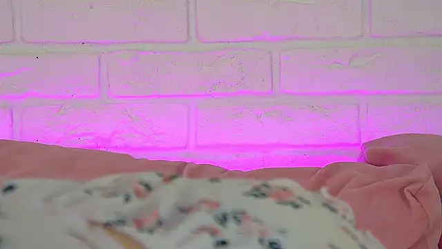 ArinaKubrick online show from 4, 3, 2026