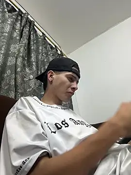 sam hotttt  online show from 8, 7, 2026