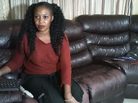 Caramel-goddess18 online show from 2, 4, 2026