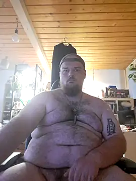 Snapshot of YoursxTruly chatting on 26, 6, 2026 YoursxTruly online show from 26, 6, 2026