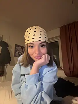 SilkyMira online show from 13, 1, 2026