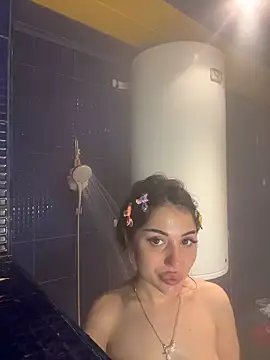 SilkyMira online show from 11, 4, 2026