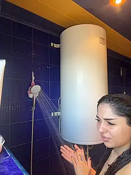 SilkyMira online show from 14, 4, 2026