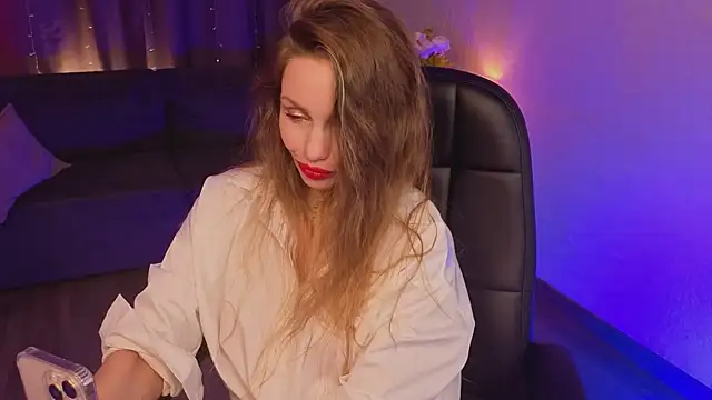 Vivien Star online show from 16, 12, 2025