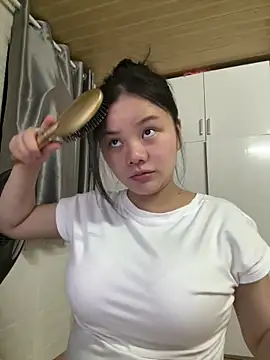 leo-kitty online show from 6, 3, 2026