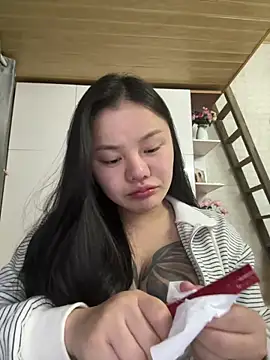 leo-kitty online show from 2, 3, 2026