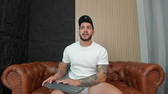 KyleNorth  online show from 15, 12, 2025