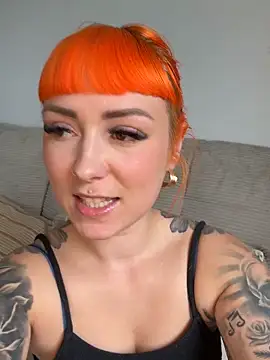 ScarletVixenLive online show from 10, 6, 2026