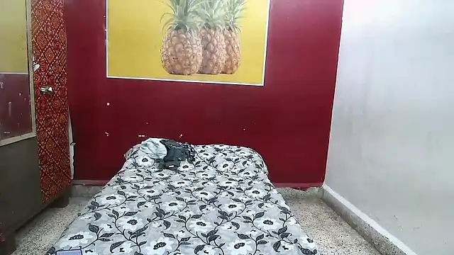 Lovelycouple25 online show from 13, 4, 2026