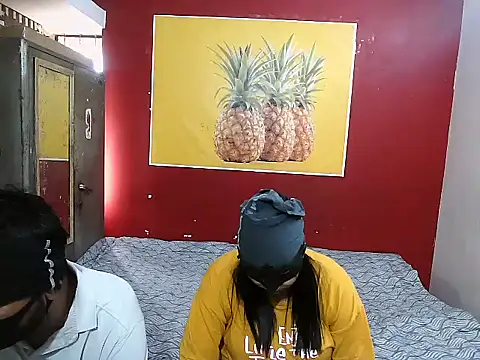 Lovelycouple25 online show from 5, 2, 2026