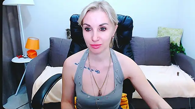 Snapshot of Hanna--Sweet chatting on 2, 5, 2026 Hanna--Sweet online show from 2, 5, 2026