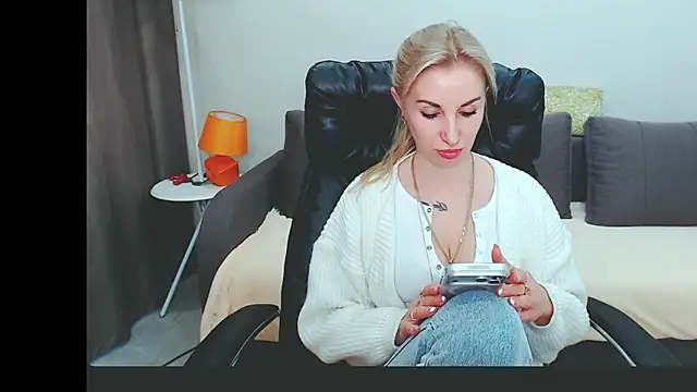 Hanna--Sweet online show from 28, 4, 2026