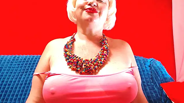 NaughtyMILF4UX online show from 5, 7, 2026