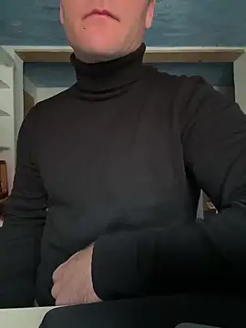 Manu1983el01 online show from 17, 12, 2025