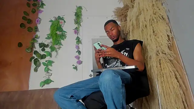 Snapshot of Higger_dick chatting on 22, 12, 2025 Higger dick online show from 22, 12, 2025