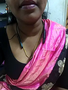 Snapshot of pattupattuma27 chatting on 1, 2, 2026 pattupattuma27 online show from 1, 2, 2026