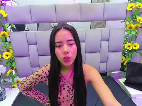 Snapshot of Lia_velvet69 chatting on 14, 4, 2026 Lia velvet69 online show from 14, 4, 2026