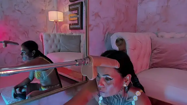 cheekybitch  online show from 22, 12, 2025