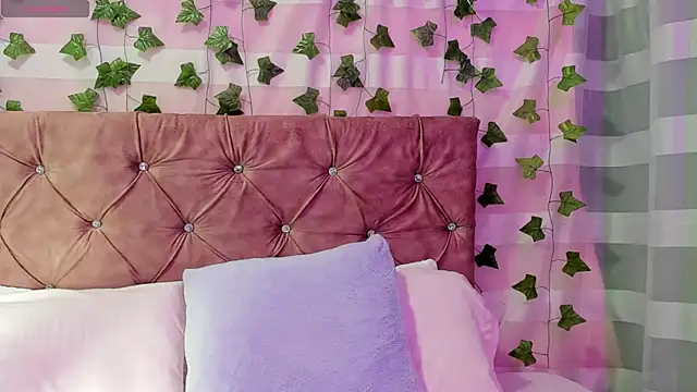 Ayla-marttinez online show from 20, 3, 2026