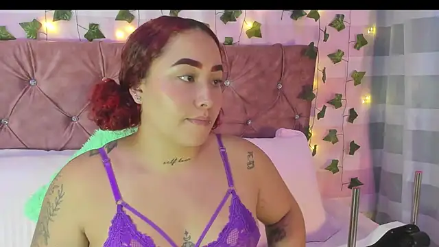 Ayla-marttinez online show from 10, 2, 2026