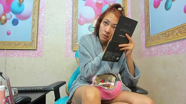 Snapshot of Jadde_Greyy_ chatting on 4, 2, 2026 Jadde Greyy online show from 4, 2, 2026