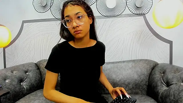 Jadde Greyy  online show from 9, 1, 2026