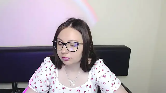 LiliaErmi online show from 20, 6, 2026