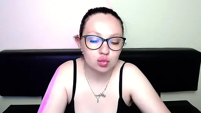 LiliaErmi online show from 17, 5, 2026