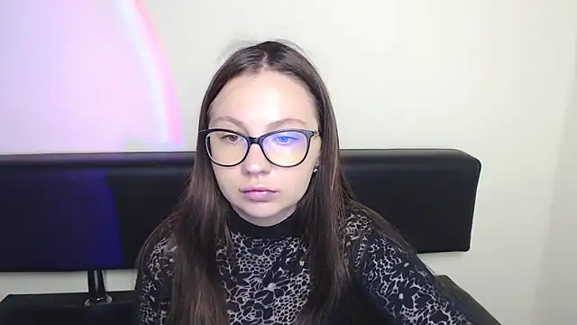 LiliaErmi online show from 18, 6, 2026