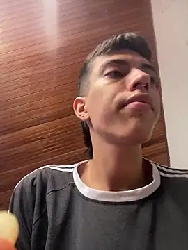 Juan Gomezz26 online show from 18, 3, 2026