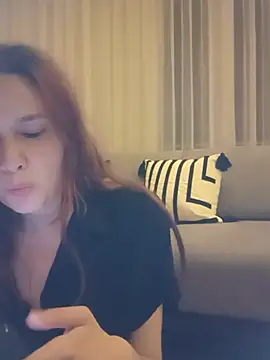 Snapshot of Atwsliiikizilll chatting on 6, 7, 2026 Atwsliiikizilll online show from 6, 7, 2026