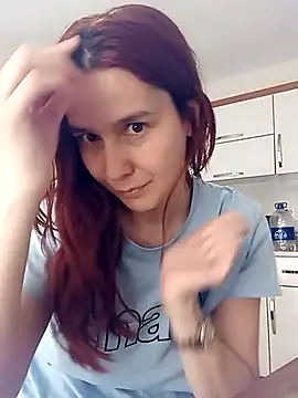 Snapshot of Atwsliiikizilll chatting on 6, 5, 2026 Atwsliiikizilll online show from 6, 5, 2026