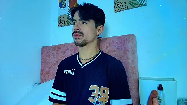 Snapshot of Ethan_Briggs chatting on 13, 1, 2026 Ethan Briggs online show from 13, 1, 2026