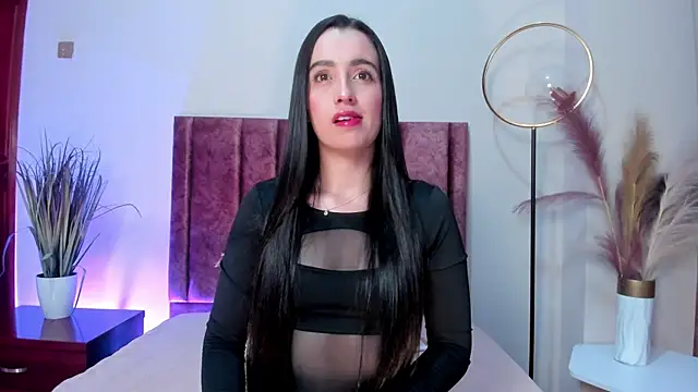 EllaVillaluna online show from 9, 1, 2026