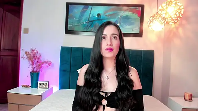 EllaVillaluna online show from 18, 12, 2025