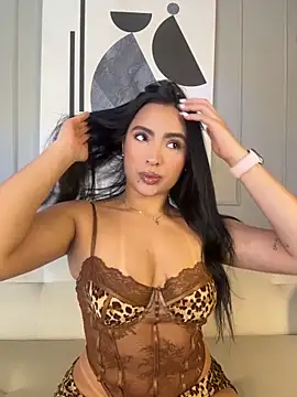 Snapshot of ValeriaTorress_ chatting on 1, 3, 2026 ValeriaTorress online show from 1, 3, 2026