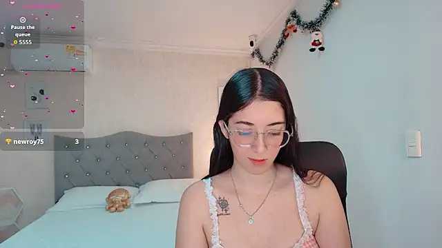 emmalove doll online show from 10, 2, 2026