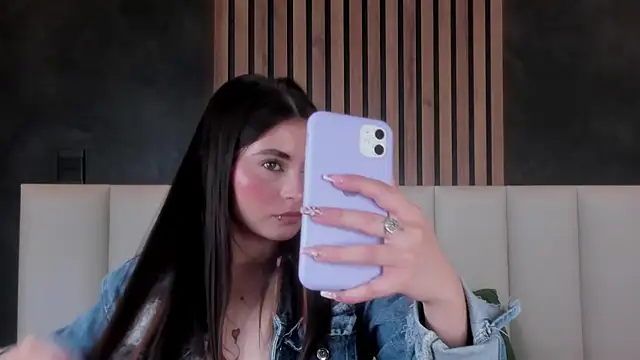 Miia Anderson online show from 7, 4, 2026