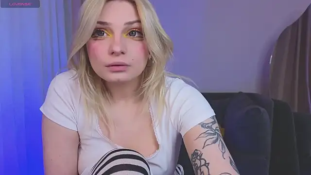 Snapshot of Aska_Asami chatting on 7, 1, 2026 Aska Asami online show from 7, 1, 2026