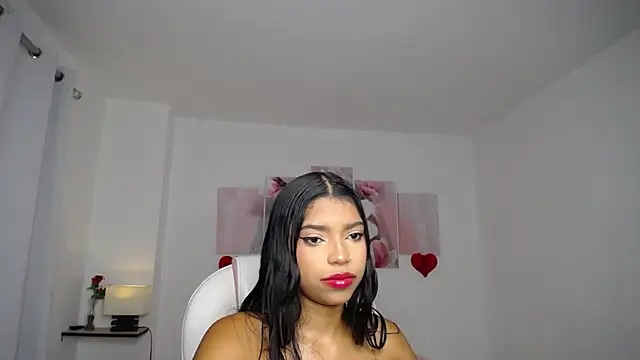 Snapshot of aylin_ross_ chatting on 25, 6, 2026 aylin ross online show from 25, 6, 2026