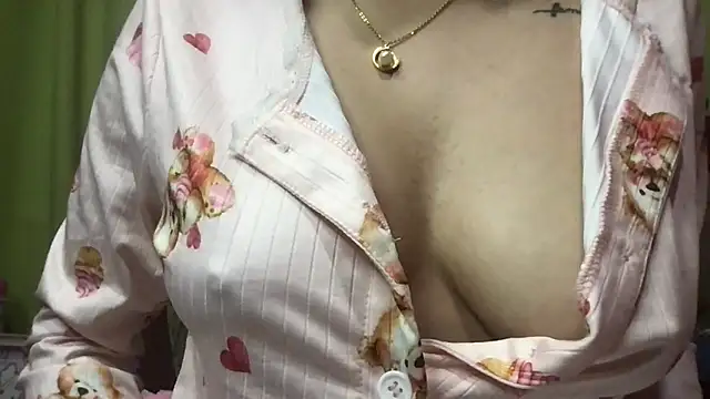 miia rose  online show from 4, 4, 2026