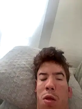 Snapshot of maxxcooper1 chatting on 21, 12, 2025 maxxcooper1 online show from 21, 12, 2025