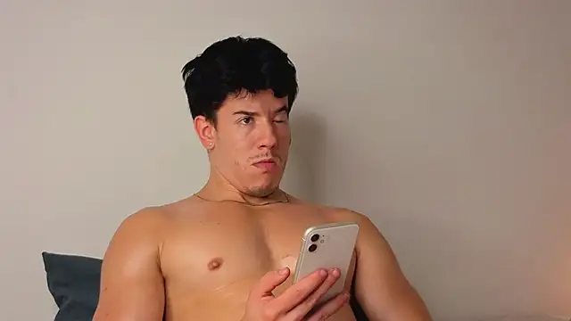 maxxcooper1 online show from 17, 1, 2026