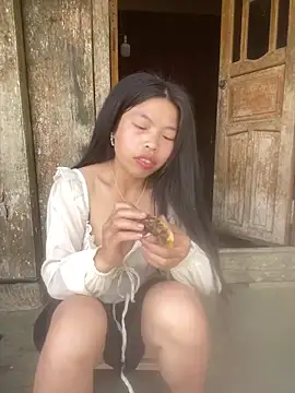 lux-su online show from 11, 4, 2026